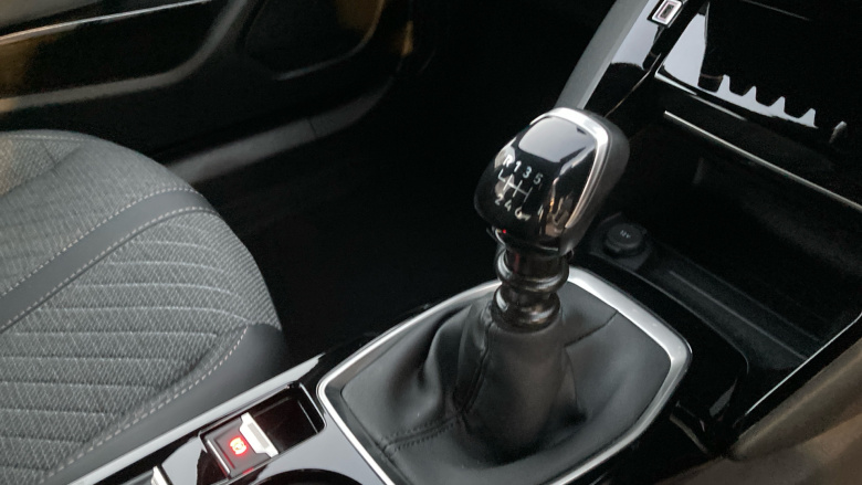 Peugeot 2008 1.2 PureTech Allure 5dr Petrol Estate